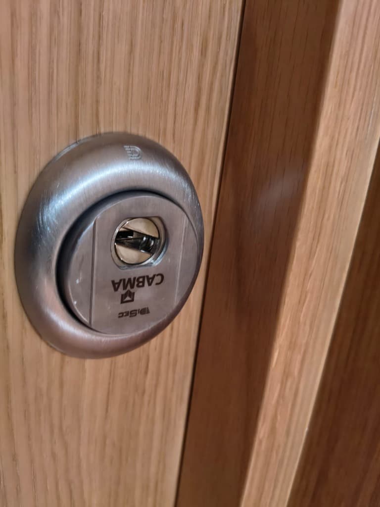 Instalación de escudo DISEC magnético - Después