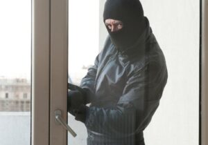 ladrón Cómo proteger tu hogar de los ladrones